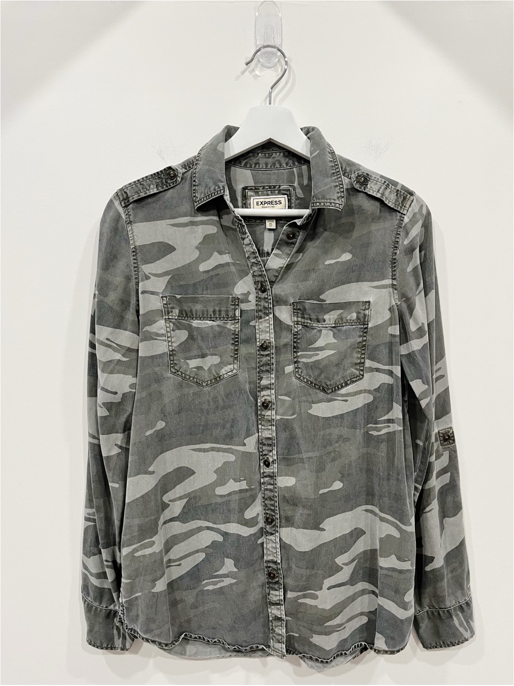 Express Boyfriend Gray Camo Utility Button Down Shirt XS